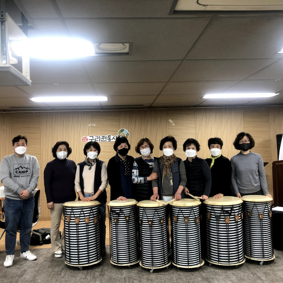 행복한 사람 이미지